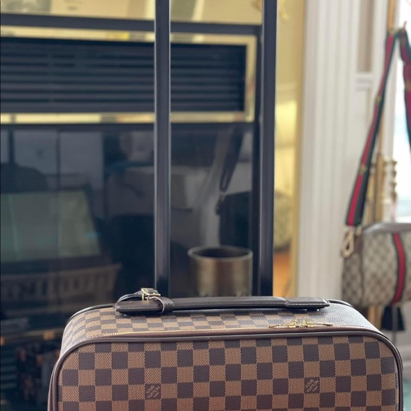 💗Louis Vuitton Pegasse 55 - Picture 7 of 16